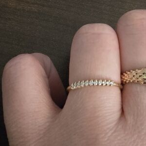 11 diamond 14k solid gold ring